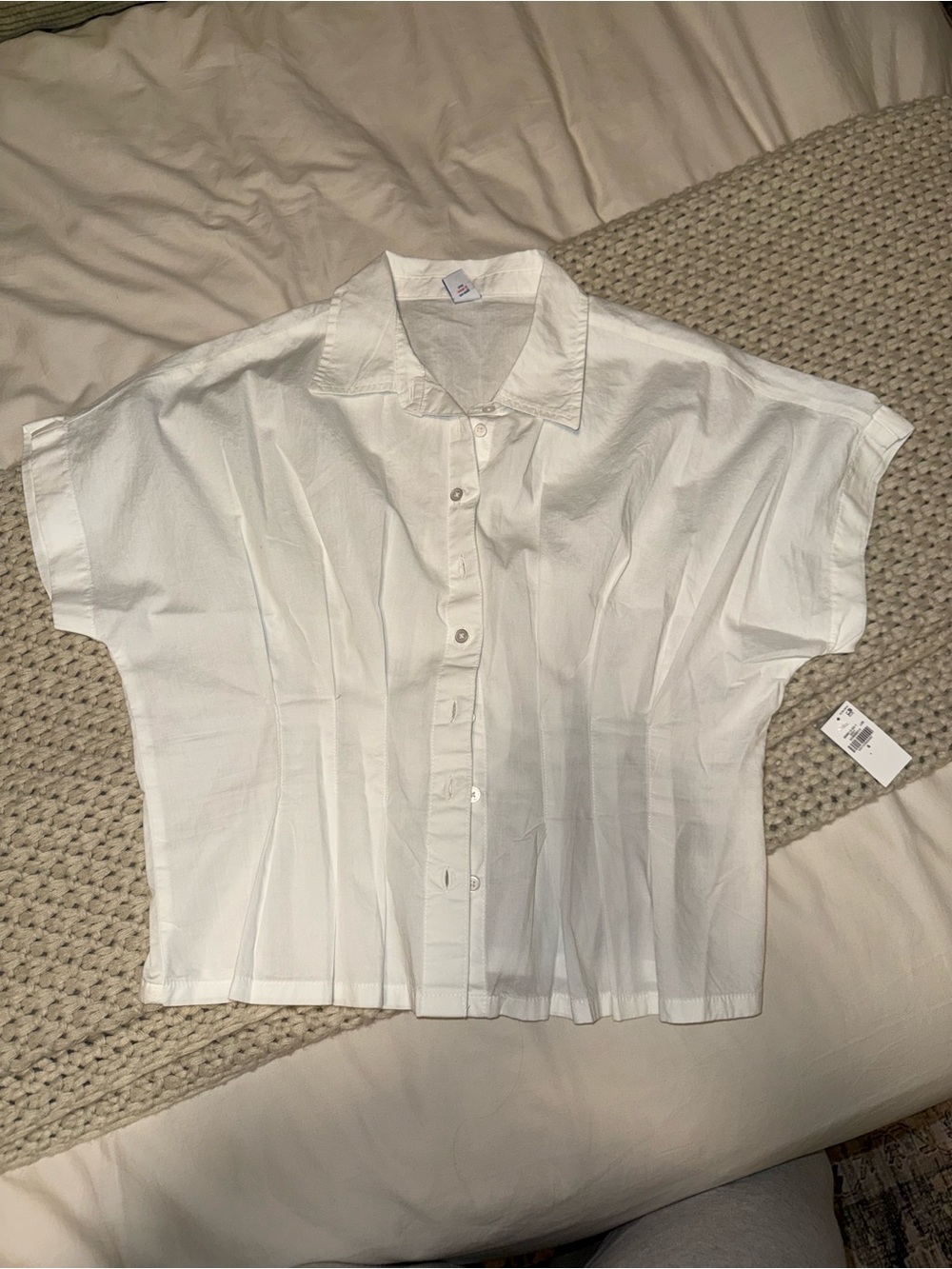 Old Navy White Button-Front Short Sleeve Shirt